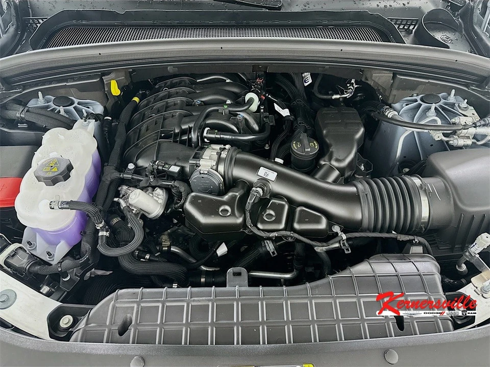 2025 Jeep KL Cherokee - Image 18 of 21