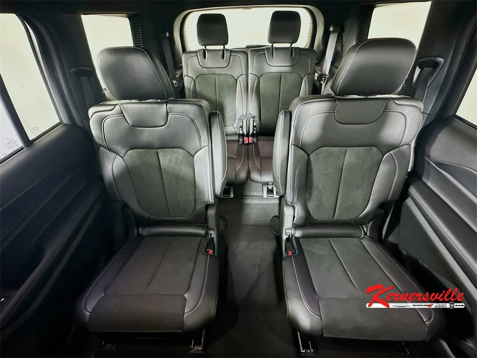 2025 Jeep KL Cherokee - Image 10 of 21