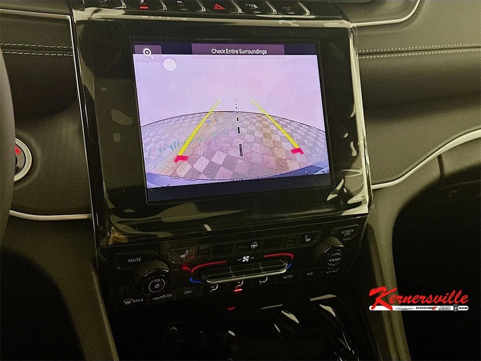 2025 Jeep KL Cherokee - Image 15 of 21