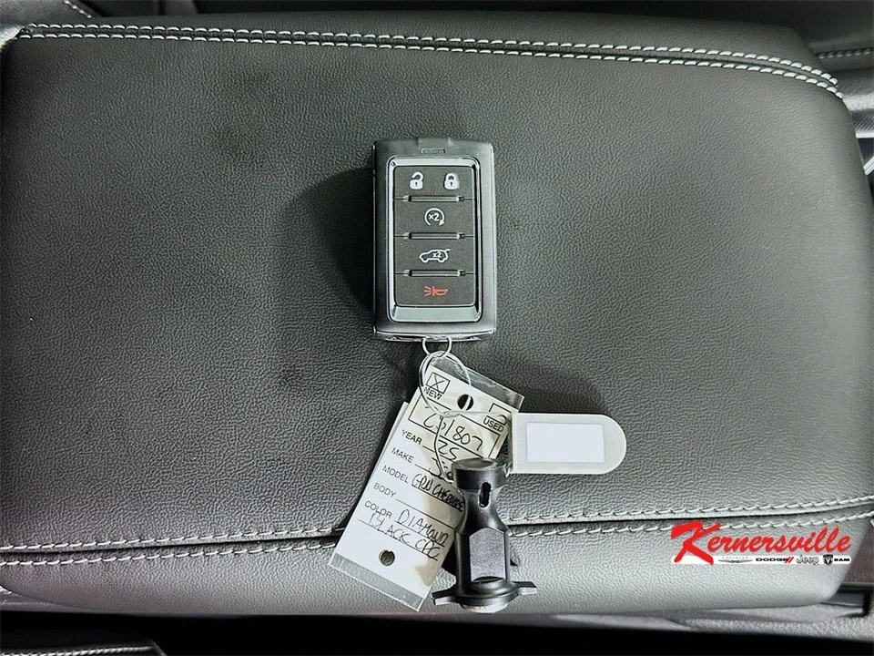 2025 Jeep KL Cherokee - Image 20 of 21