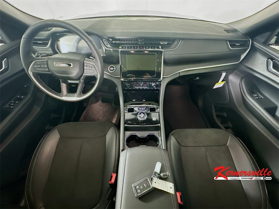 2025 Jeep KL Cherokee - Image 9 of 21
