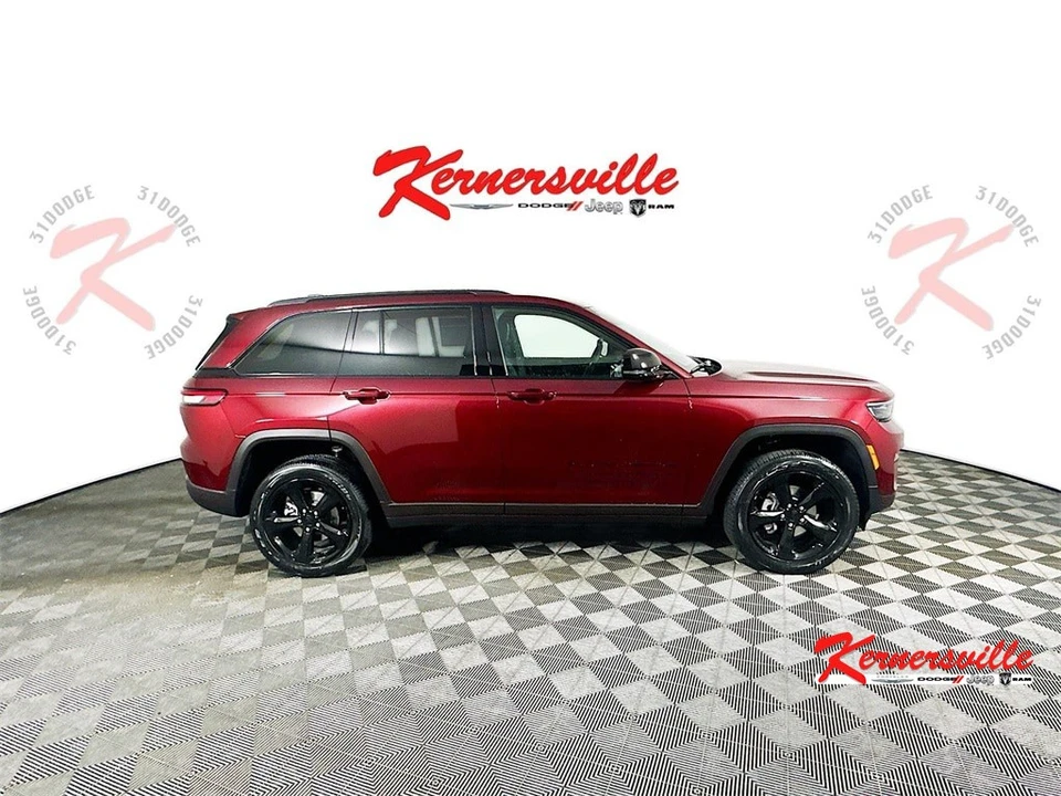 2025 Jeep KL Cherokee - Image 8 of 21