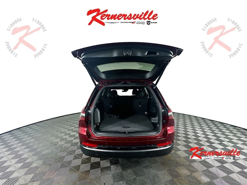 2025 Jeep KL Cherokee - Image 15 of 21