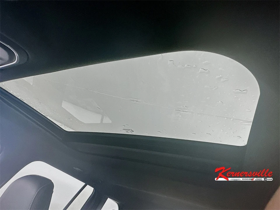2025 Jeep KL Cherokee - Image 14 of 21