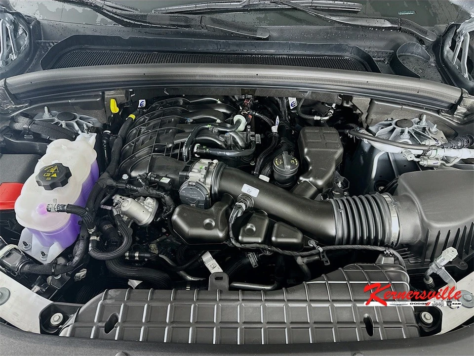 2025 Jeep KL Cherokee - Image 17 of 21
