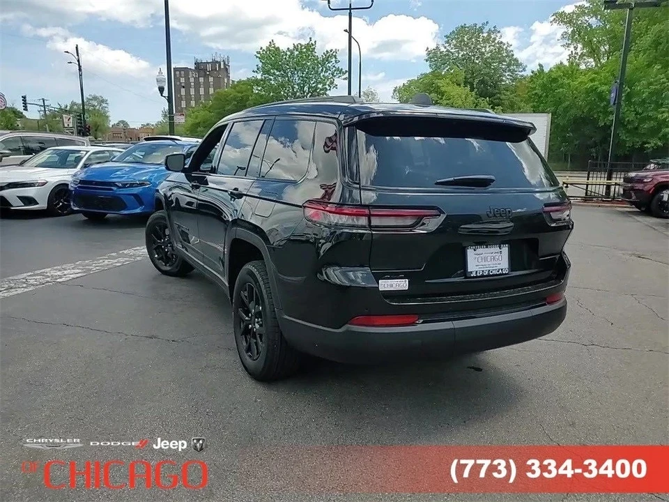 2025 Jeep WL Grand Cherokee - Image 9 of 12