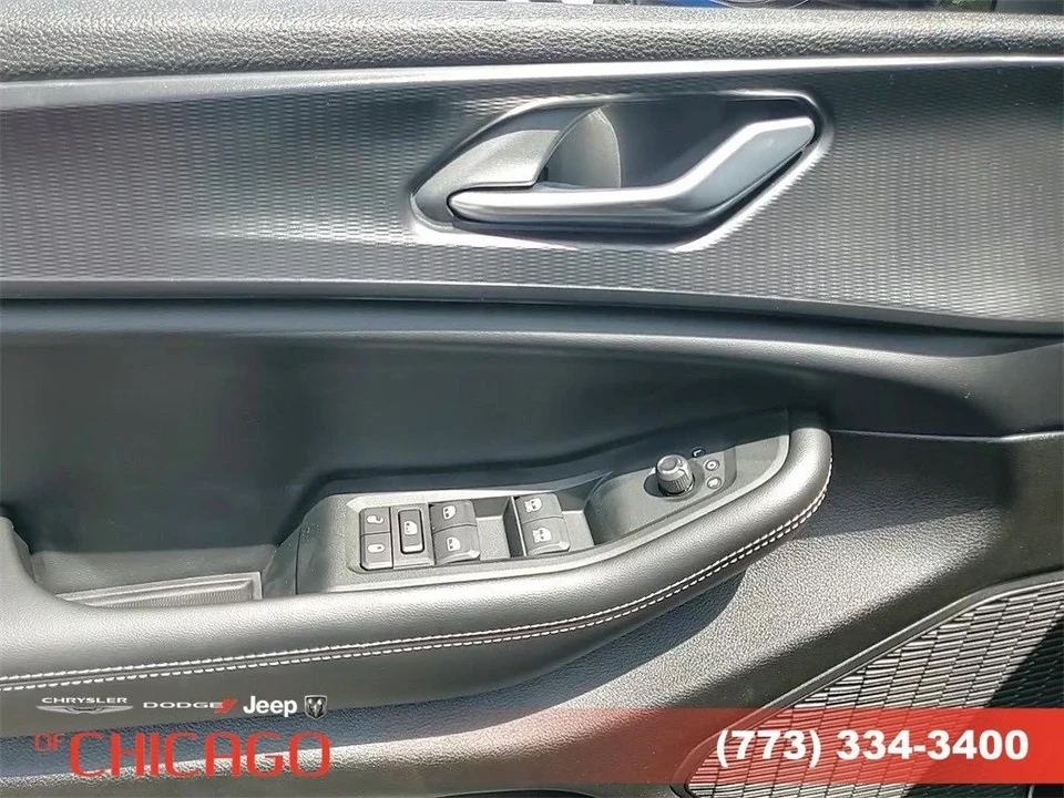 2025 Jeep WL Grand Cherokee - Image 15 of 21