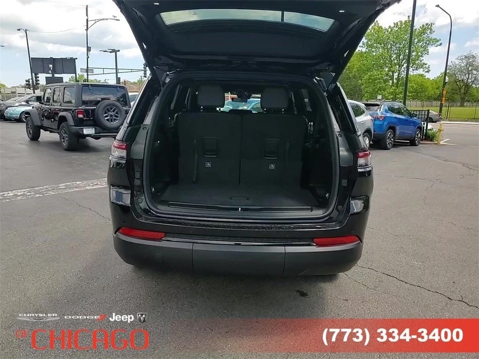 2025 Jeep WL Grand Cherokee - Image 8 of 12