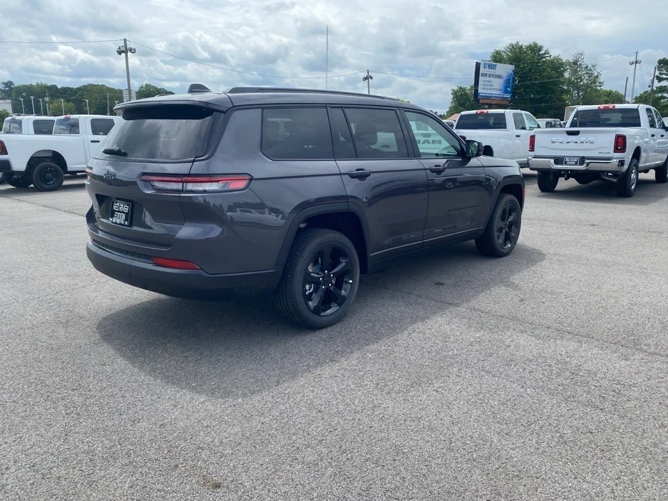 2025 Jeep WL Grand Cherokee - Image 5 of 12