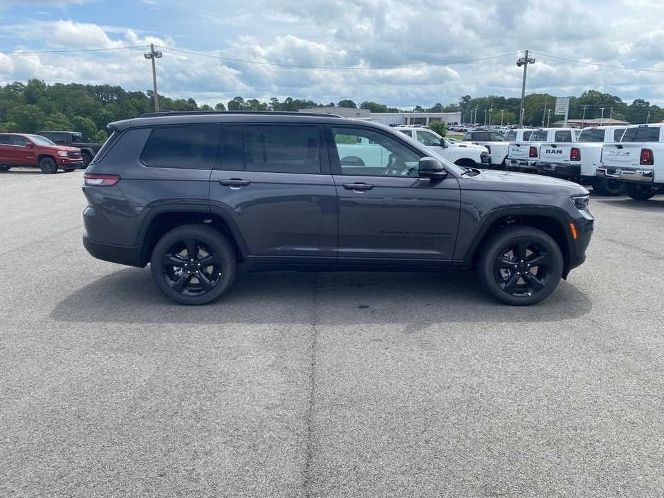 2025 Jeep WL Grand Cherokee - Image 4 of 12
