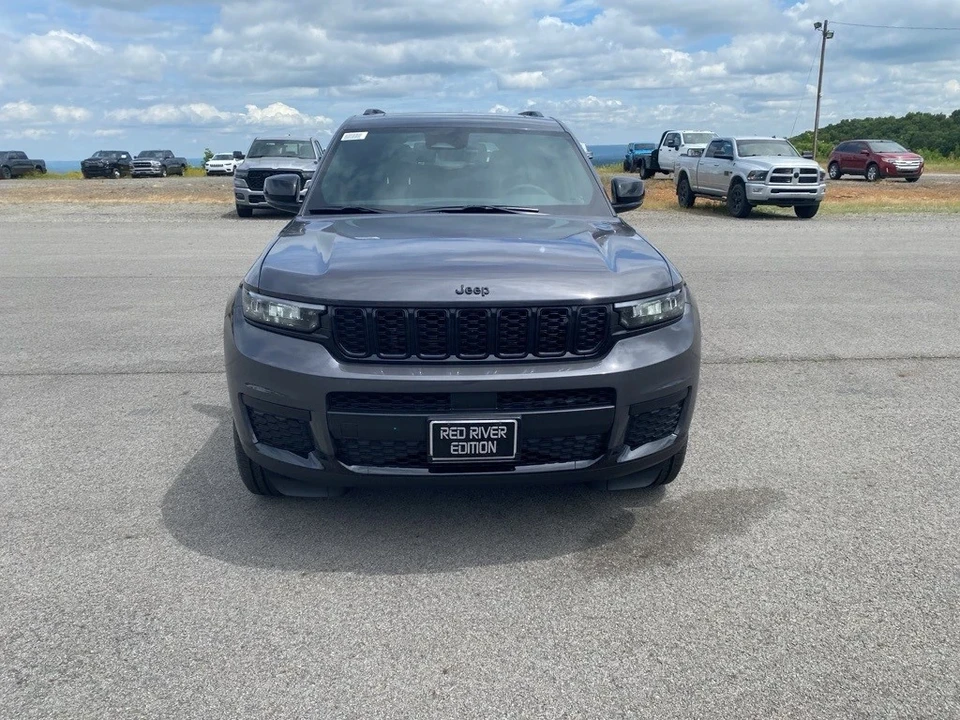2025 Jeep WL Grand Cherokee - Image 2 of 12