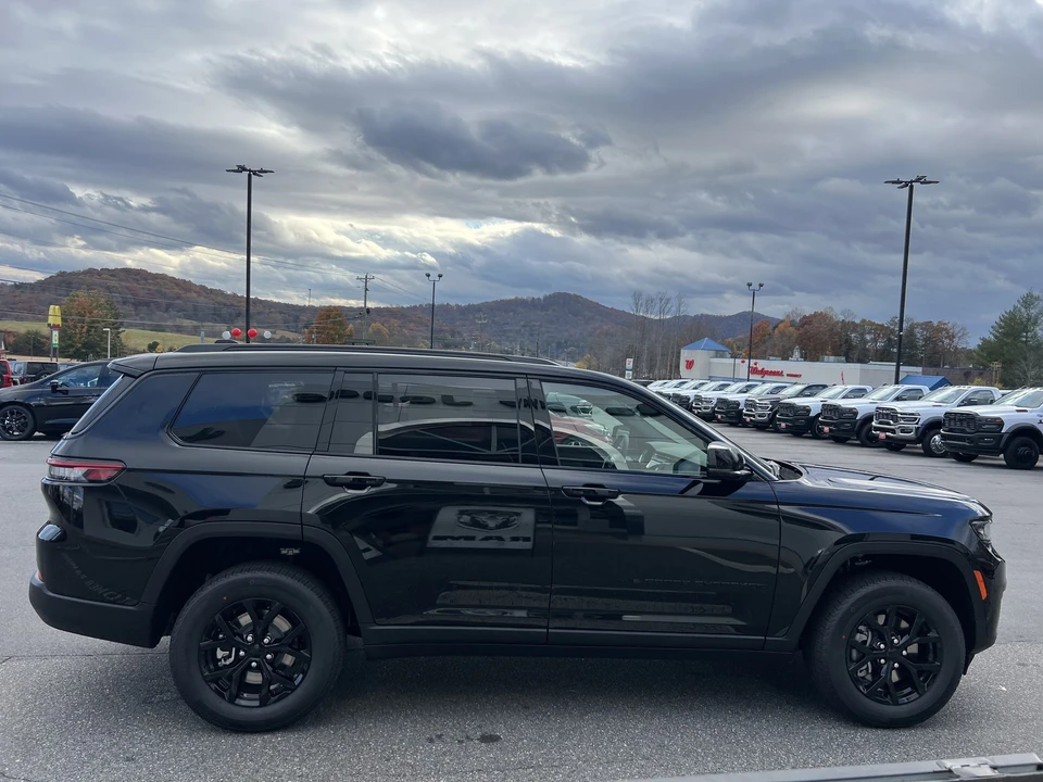 2025 Jeep WL Grand Cherokee - Image 4 of 21