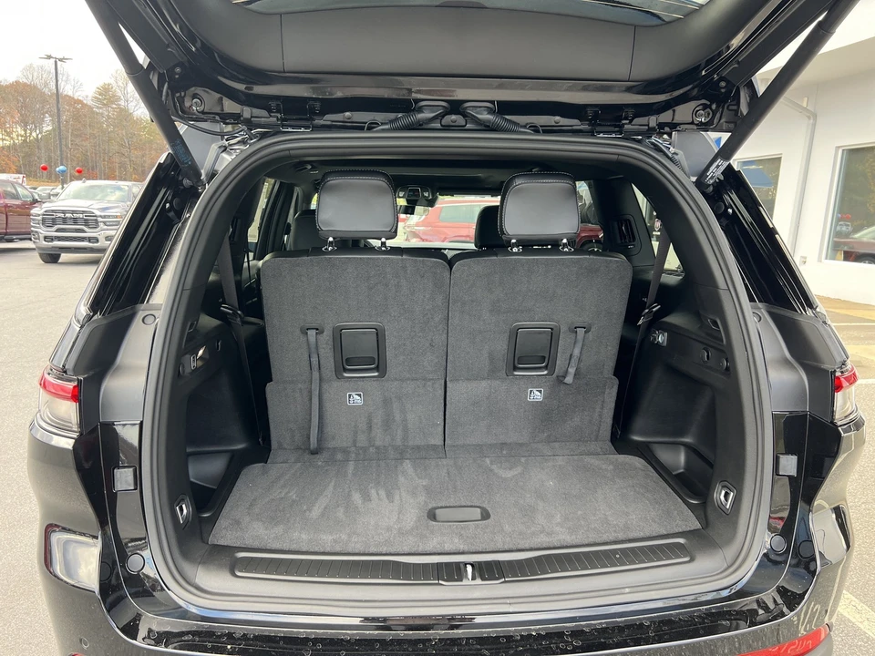 2025 Jeep WL Grand Cherokee - Image 9 of 21