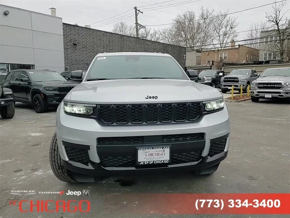 2025 Jeep KL Cherokee - Image 2 of 12