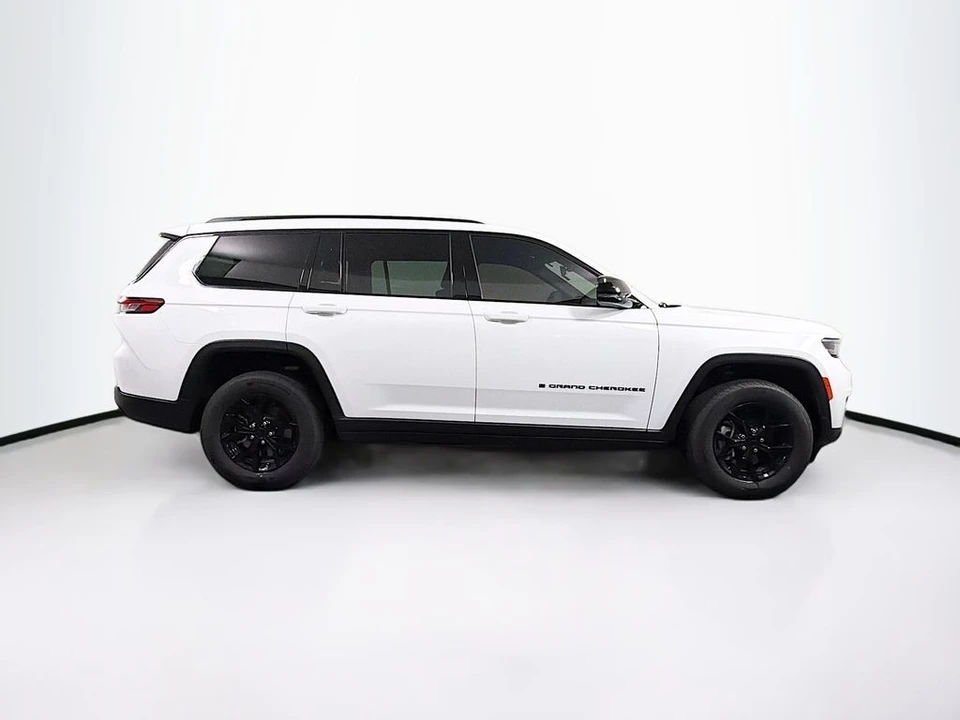 2025 Jeep WL Grand Cherokee - Image 8 of 31