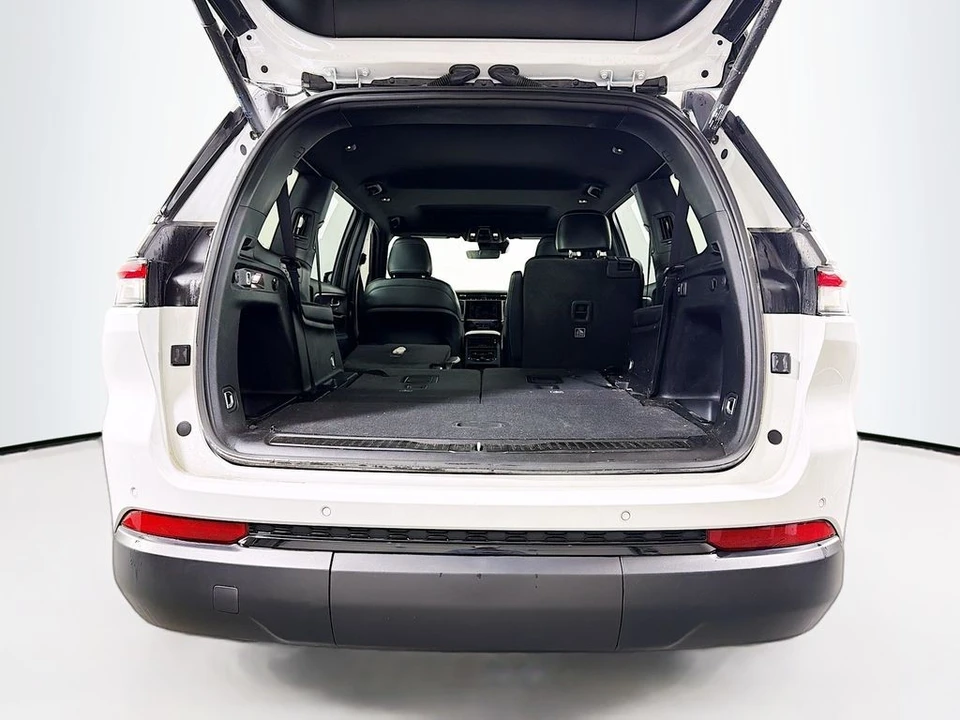 2025 Jeep WL Grand Cherokee - Image 27 of 31