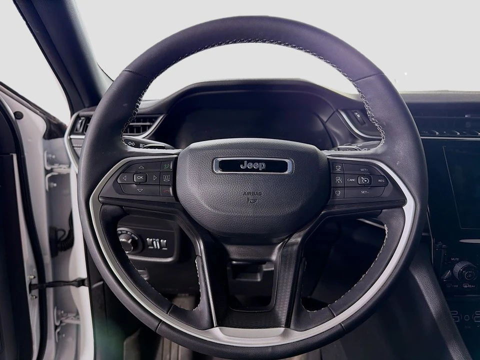 2025 Jeep WL Grand Cherokee - Image 13 of 31