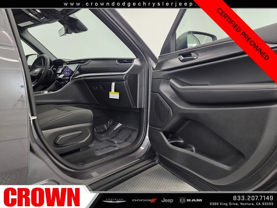 2025 Jeep WL Grand Cherokee - Image 13 of 21