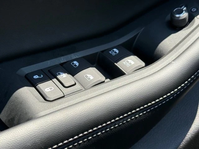 2025 Jeep WL Grand Cherokee - Image 12 of 12