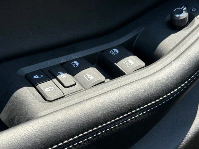 2025 Jeep WL Grand Cherokee - Image 12 of 12