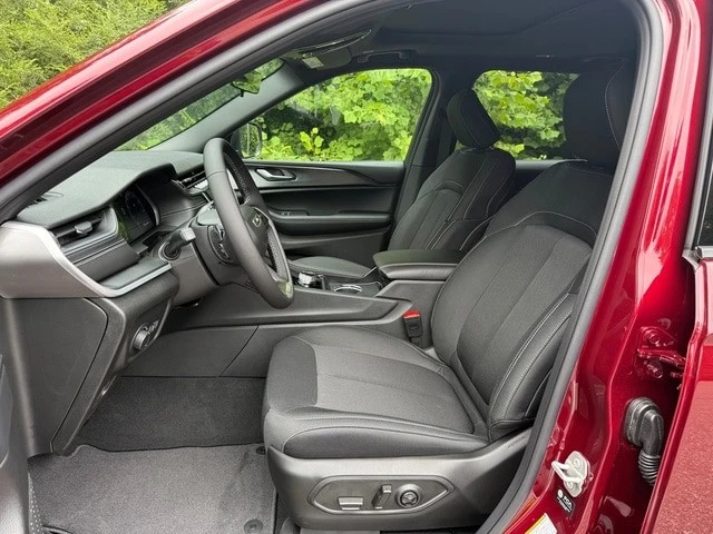2025 Jeep WL Grand Cherokee - Image 12 of 21