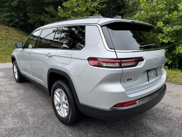 2025 Jeep WL Grand Cherokee - Image 9 of 21