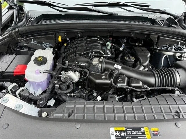 2025 Jeep WL Grand Cherokee - Image 10 of 21