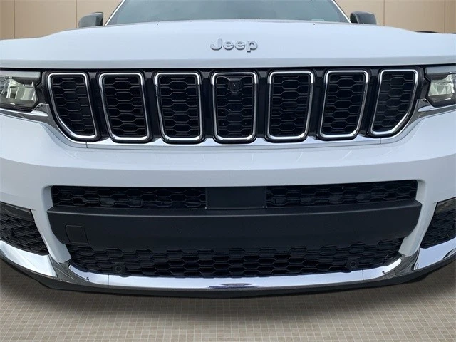 2025 Jeep WL Grand Cherokee - Image 9 of 12
