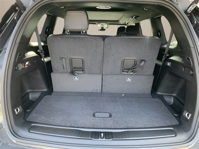 2025 Jeep WL Grand Cherokee - Image 15 of 21