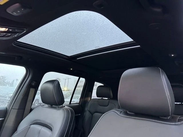 2025 Jeep WL Grand Cherokee - Image 4 of 12