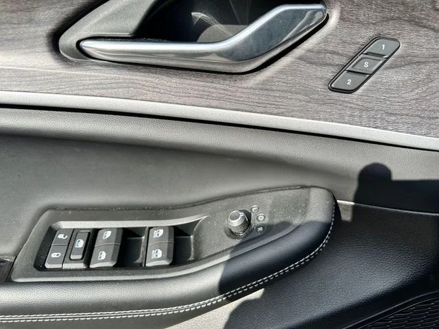 2025 Jeep WL Grand Cherokee - Image 13 of 25