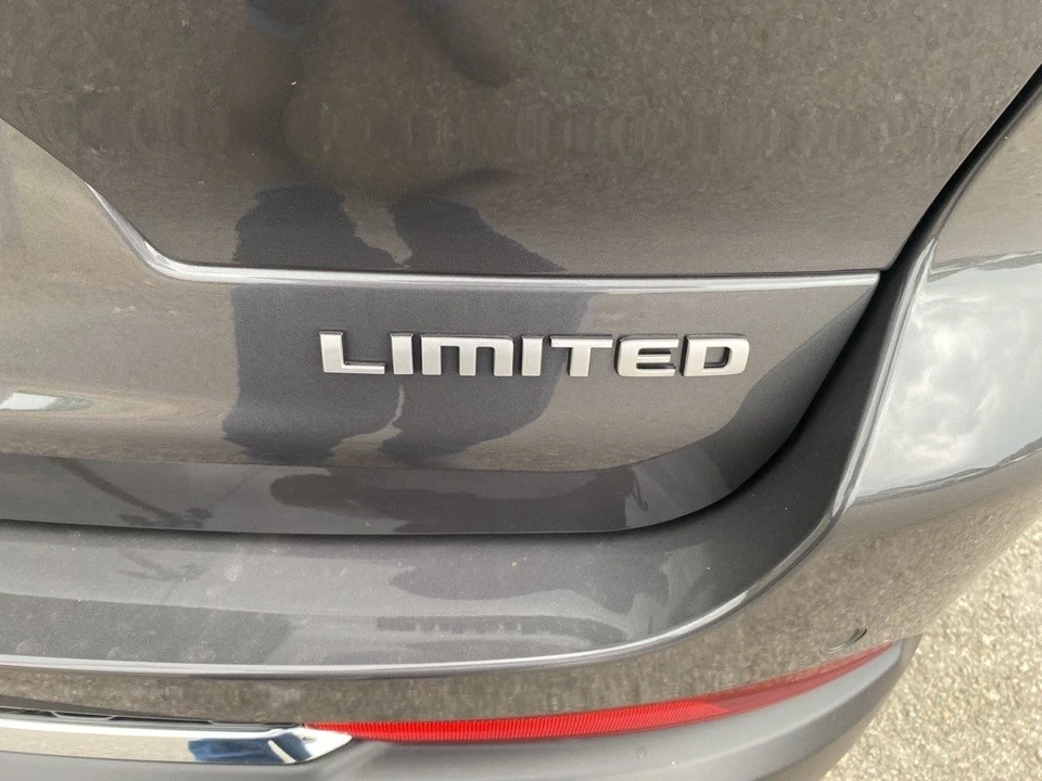 2025 Jeep WL Grand Cherokee - Image 11 of 12