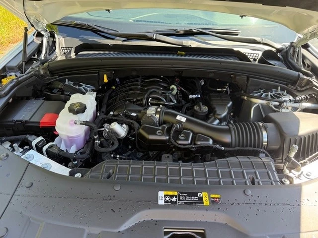 2025 Jeep KL Cherokee - Image 10 of 21