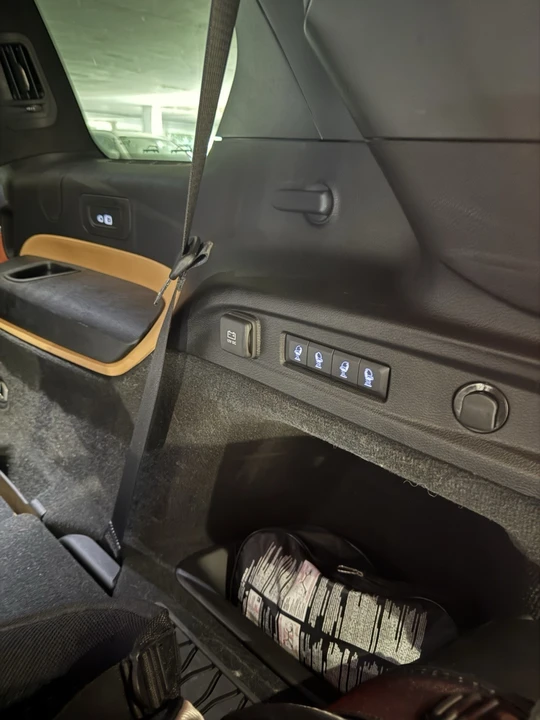 2025 Jeep WL Grand Cherokee - Image 16 of 20