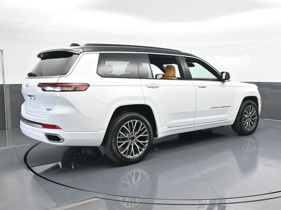 2025 Jeep WL Grand Cherokee - Image 6 of 12
