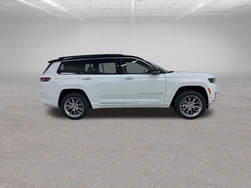 2025 Jeep WL Grand Cherokee - Image 12 of 12