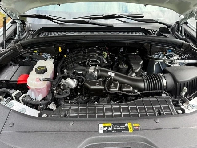 2025 Jeep WL Grand Cherokee - Image 9 of 12