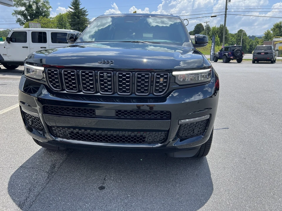 2025 Jeep WL Grand Cherokee - Image 5 of 31
