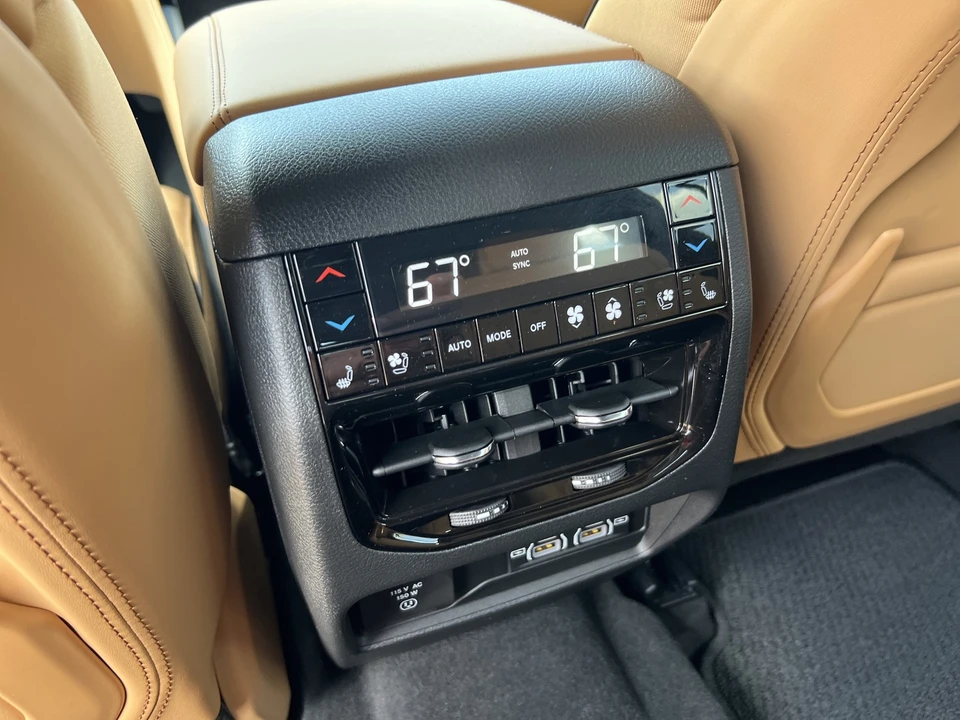 2025 Jeep WL Grand Cherokee - Image 15 of 31