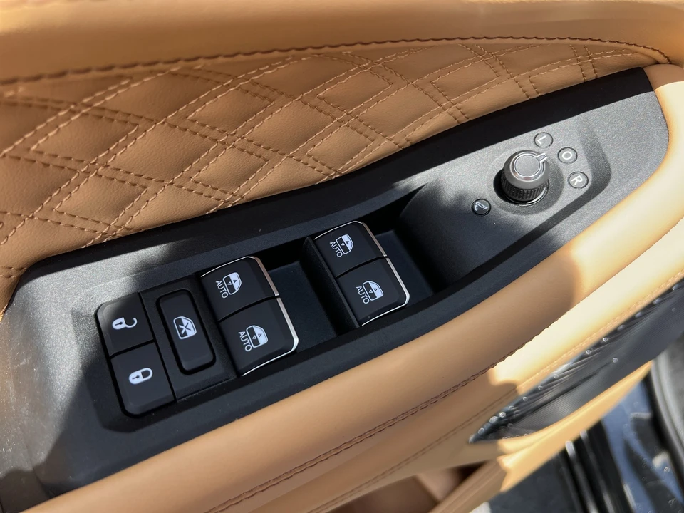 2025 Jeep WL Grand Cherokee - Image 17 of 31