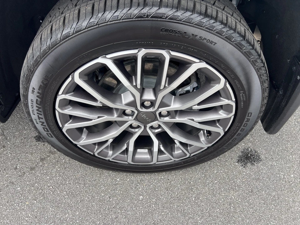 2025 Jeep WL Grand Cherokee - Image 13 of 31