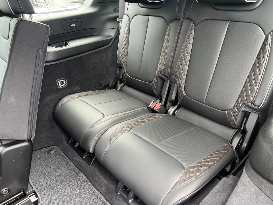 2025 Jeep WL Grand Cherokee - Image 14 of 31