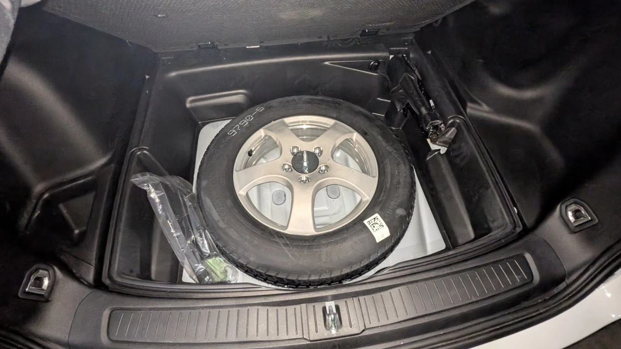 2025 Jeep WL Grand Cherokee - Image 9 of 21
