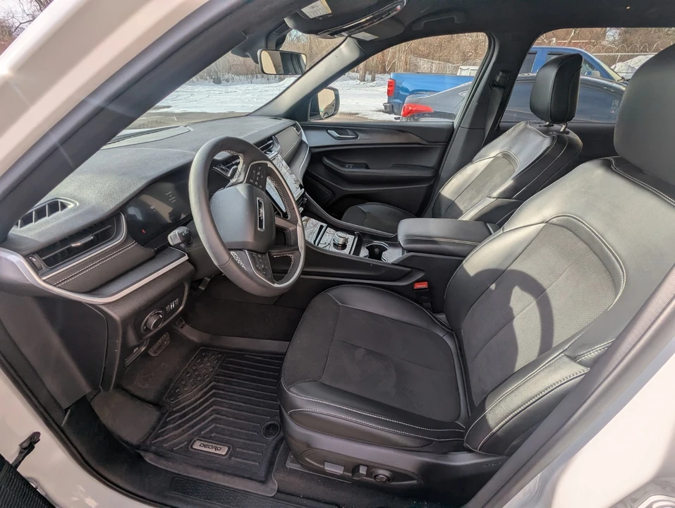 2025 Jeep WL Grand Cherokee - Image 4 of 21