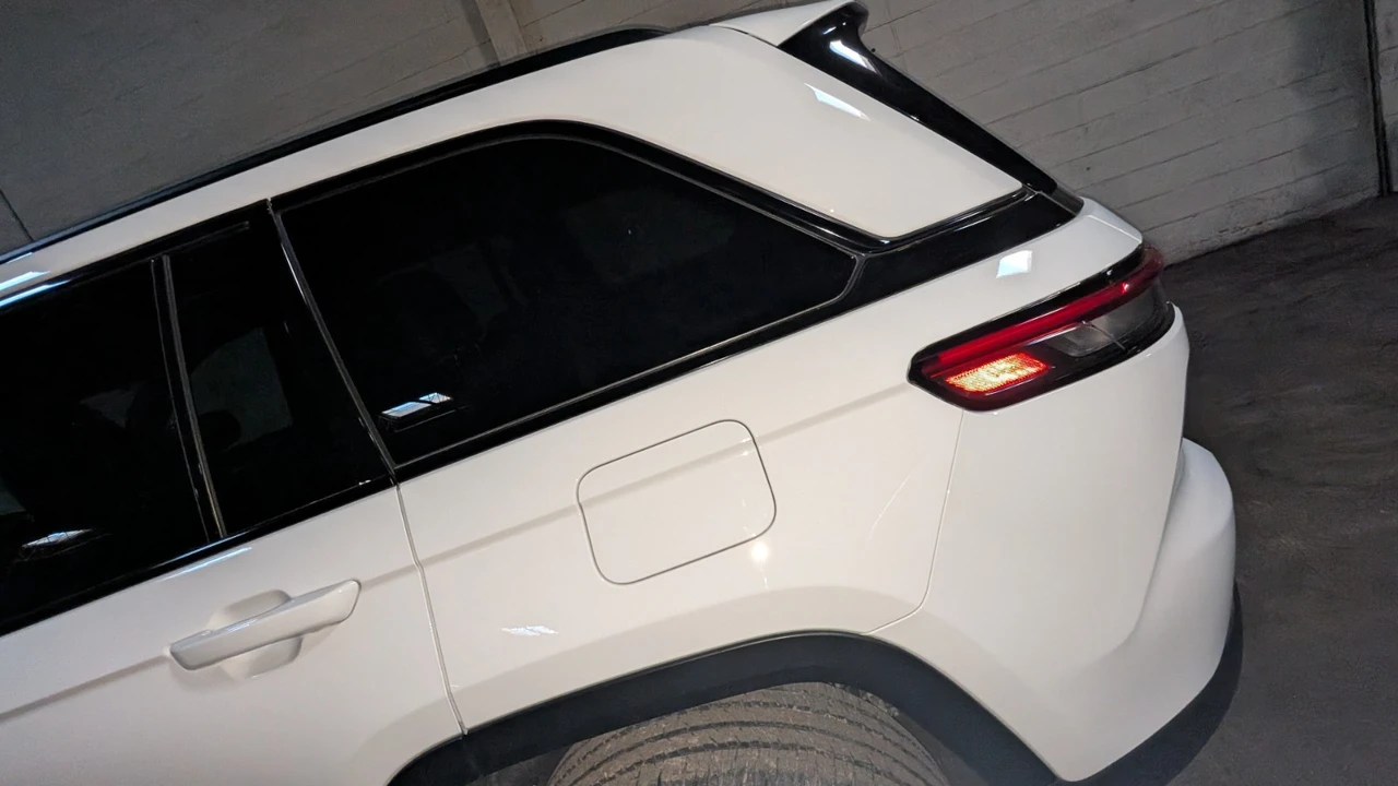 2025 Jeep WL Grand Cherokee - Image 19 of 21