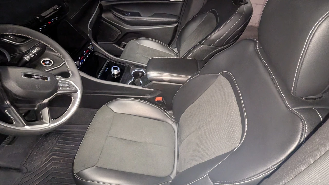 2025 Jeep WL Grand Cherokee - Image 11 of 21
