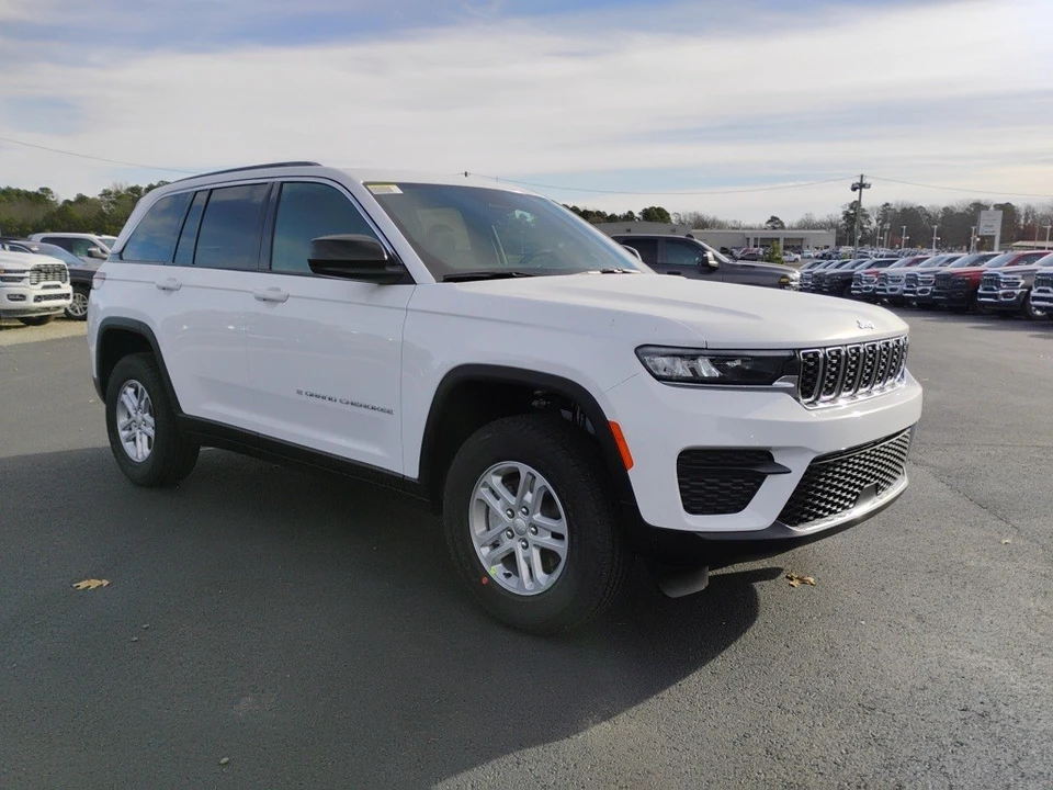 2025 Jeep WL Grand Cherokee - Image 3 of 12