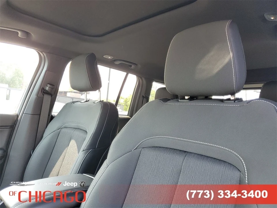 2025 Jeep WL Grand Cherokee - Image 15 of 21