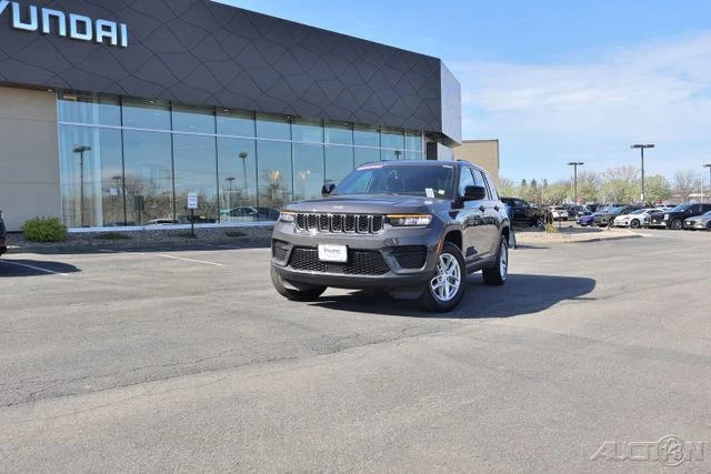 2025 Jeep WL Grand Cherokee - Image 2 of 24