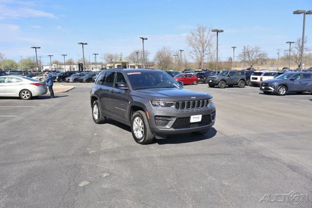 2025 Jeep WL Grand Cherokee - Image 9 of 24